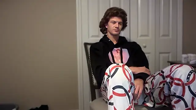 Snapshot of greekmythics chatting on October 26, 12:55 pm greekmythics online show from October 26, 12:55 pm