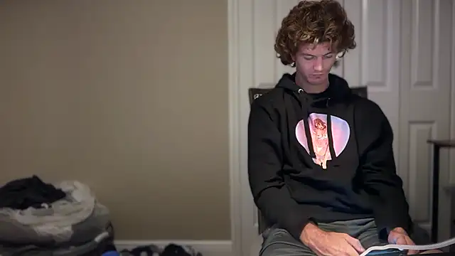 Snapshot of greekmythics chatting on October 27, 4:49 am greekmythics online show from October 27, 4:49 am