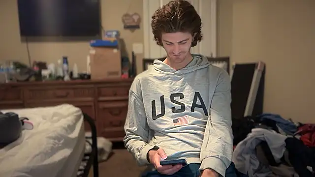 Snapshot of greekmythics chatting on October 31, 6:09 pm greekmythics online show from October 31, 6:09 pm