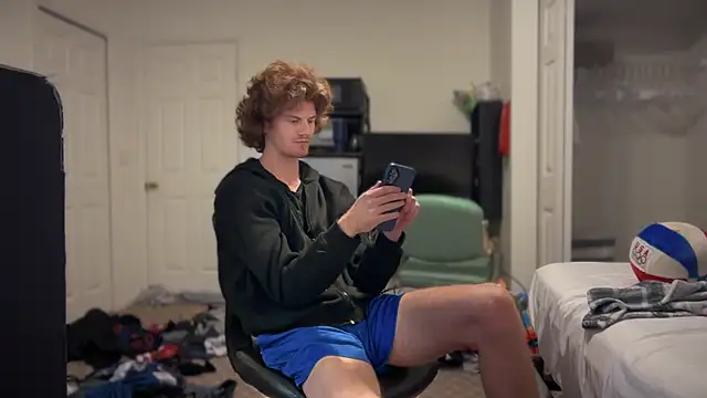 Snapshot of greekmythics chatting on November 8, 10:19 pm greekmythics online show from November 8, 10:19 pm