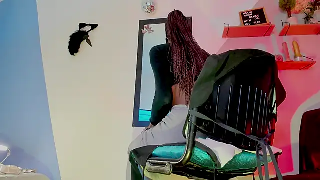 Aria fitness online show from November 29, 1:03 pm