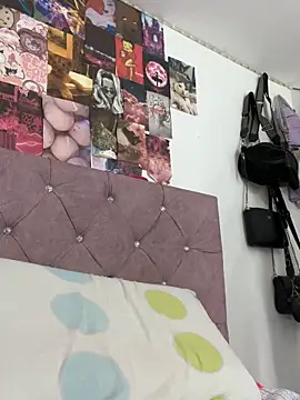 AmberHudson online show from September 11, 3:50 am