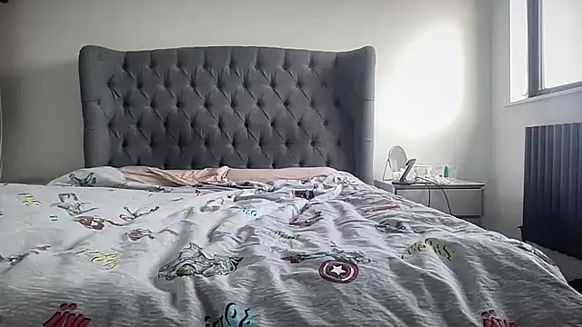 eatmypie69 online show from November 28, 9:34 am