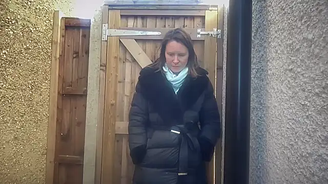 eatmypie69 online show from February 4, 11:49 am