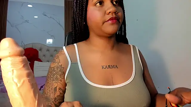 ZahraRose online show from February 9, 8:24 pm