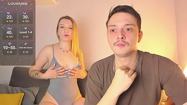 Snapshot of OnePunchGirl chatting on October 13, 1:55 pm OnePunchGirl online show from October 13, 1:55 pm