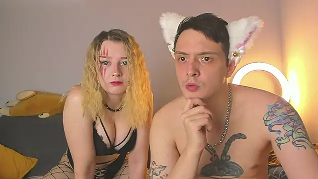 Snapshot of OnePunchGirl chatting on October 31, 3:13 pm OnePunchGirl online show from October 31, 3:13 pm