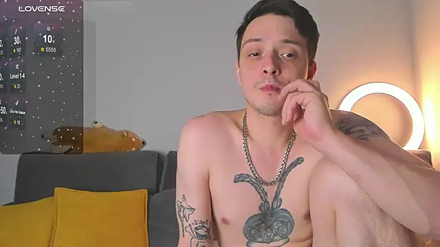 Snapshot of OnePunchGirl chatting on November 2, 2:30 pm OnePunchGirl online show from November 2, 2:30 pm