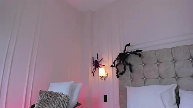 JasmineRoss 1 online show from October 14, 7:14 pm