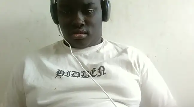 Akawsijunior21 online show from March 2, 7:56 pm