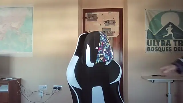 Snapshot of llopaco chatting on January 31, 7:11 pm llopaco online show from January 31, 7:11 pm