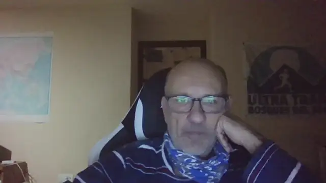 Snapshot of llopaco chatting on February 2, 6:06 pm llopaco online show from February 2, 6:06 pm