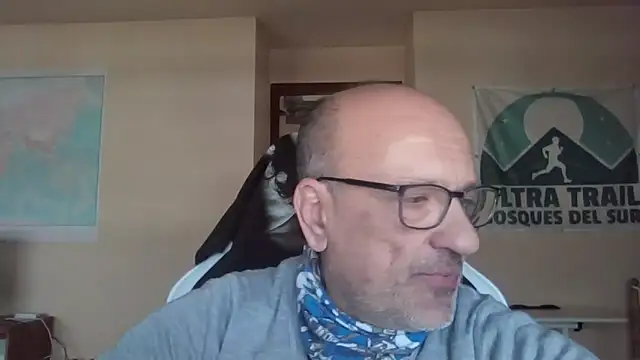 Snapshot of llopaco chatting on February 13, 11:39 am llopaco online show from February 13, 11:39 am