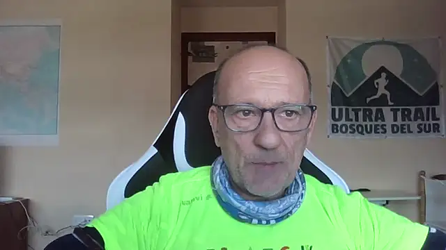 Snapshot of llopaco chatting on February 19, 12:01 pm llopaco online show from February 19, 12:01 pm