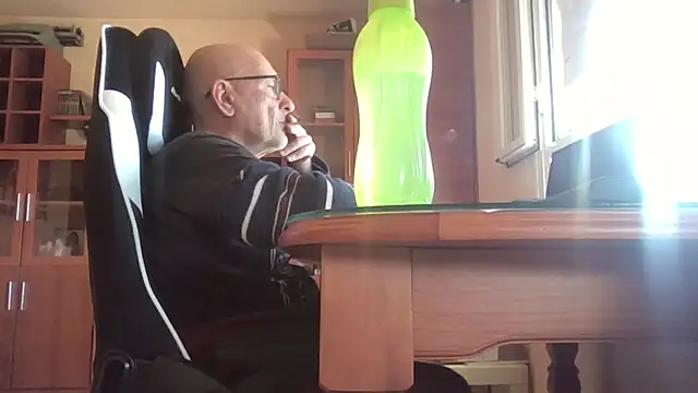 llopaco online show from March 30, 11:33 am