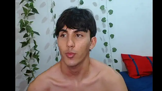 neithanzynxx online show from March 2, 10:59 pm