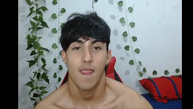 neithanzynxx online show from March 5, 7:38 pm