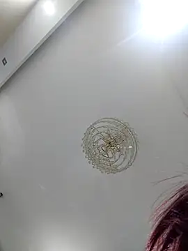 Snapshot of Loly2025 chatting on February 14, 2:50 am Loly2025 online show from February 14, 2:50 am