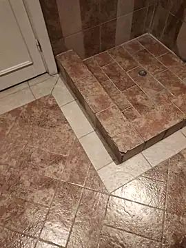 Snapshot of Loly2025 chatting on February 16, 2:43 pm Loly2025 online show from February 16, 2:43 pm