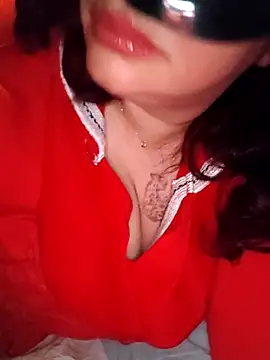 Snapshot of Loly2025 chatting on December 17, 4:18 am Loly2025 online show from December 17, 4:18 am