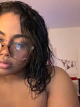 Dahiana Giil online show from September 24, 6:17 am