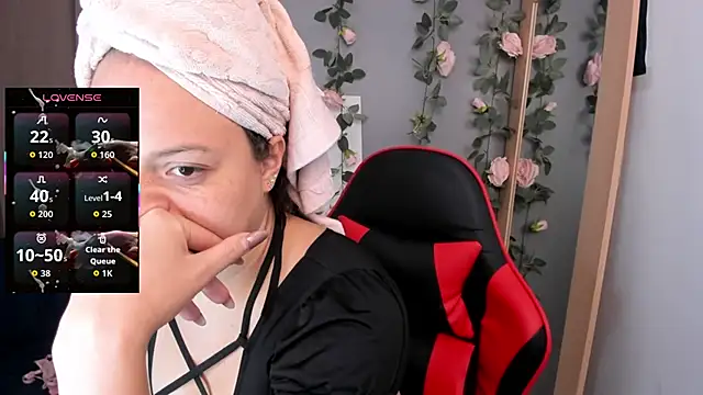 Baby Asshley online show from June 11, 7:01 pm