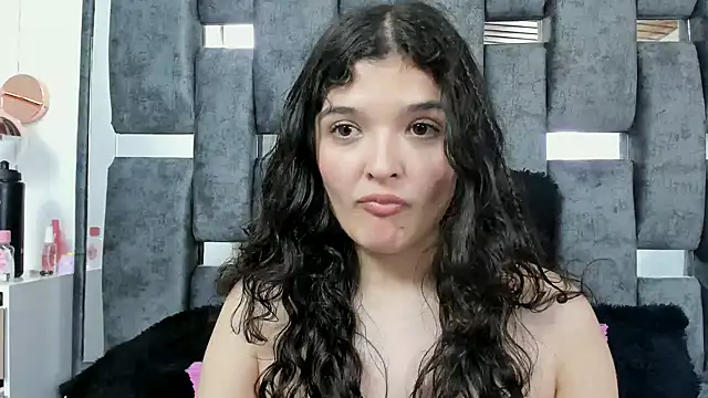 ARTEMISAKIM online show from October 10, 3:33 pm