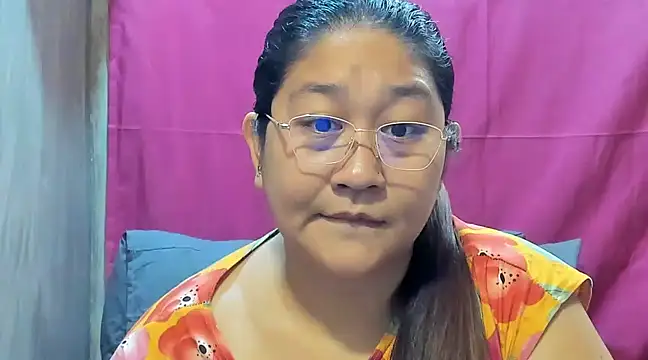 hotchubby88 online show from December 9, 7:39 pm
