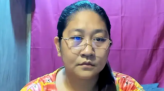 hotchubby88 online show from December 10, 6:01 am