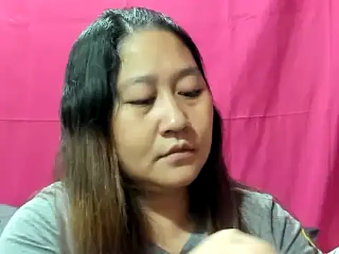 hotchubby88 online show from December 18, 3:37 am