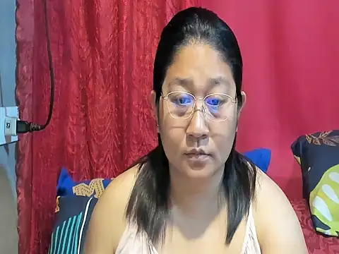 hotchubby88 online show from April 8, 11:05 pm