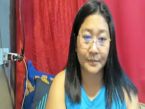 hotchubby88 online show from April 29, 12:05 am