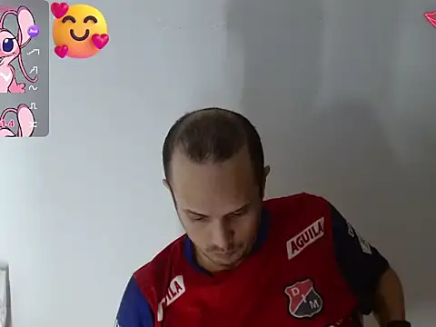 JhonTorres018 online show from November 5, 7:30 am