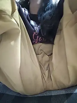 Snapshot of Aaradhna-hoy chatting on October 18, 12:50 pm Aaradhna-hoy online show from October 18, 12:50 pm