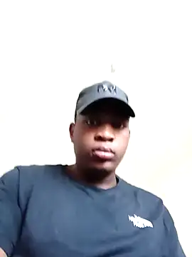 Snapshot of bosszonke123 chatting on February 23, 4:39 am bosszonke123 online show from February 23, 4:39 am