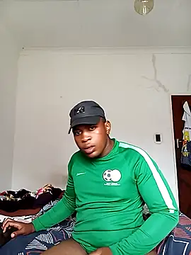 Snapshot of bosszonke123 chatting on March 1, 9:07 am bosszonke123 online show from March 1, 9:07 am