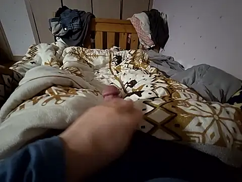 Snapshot of halu5400 chatting on February 18, 1:40 pm halu5400 online show from February 18, 1:40 pm