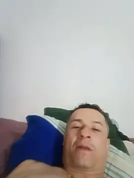 Snapshot of X5elberguzma chatting on July 8, 1:37 pm X5elberguzma online show from July 8, 1:37 pm