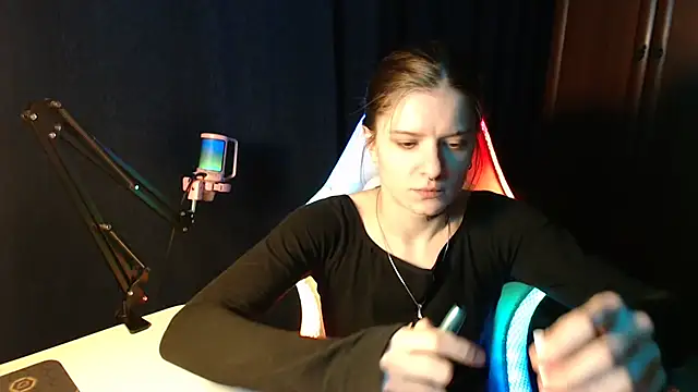 Snapshot of your---love chatting on February 18, 5:10 pm your---love online show from February 18, 5:10 pm