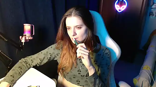 Snapshot of your---love chatting on February 27, 10:42 pm your---love online show from February 27, 10:42 pm