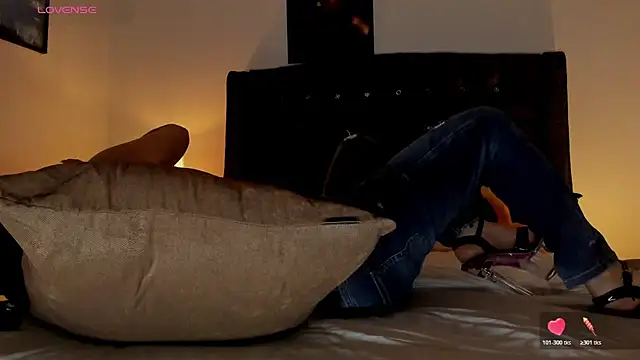 Skay Hot online show from November 6, 2:34 am