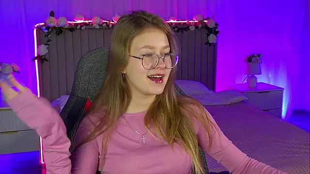 EveMundie online show from November 8, 12:27 pm