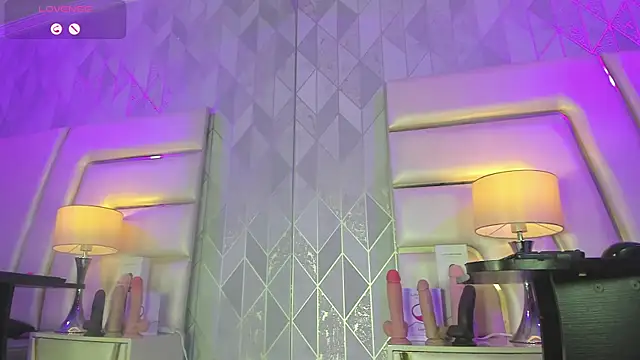 AnahisBennett online show from November 20, 4:01 am