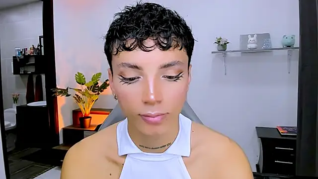 nilam valker online show from October 14, 9:59 pm