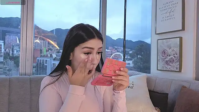 Snapshot of Ivanna_West chatting on January 12, 11:48 am Ivanna West online show from January 12, 11:48 am