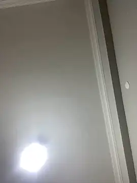 yasemintas online show from December 18, 5:52 pm