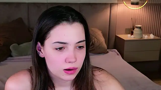 Snapshot of Alice_Deleon chatting on November 9, 10:46 am Alice Deleon online show from November 9, 10:46 am