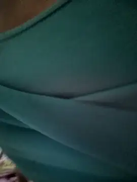 Snapshot of EmmaSulivan chatting on December 17, 10:21 am EmmaSulivan online show from December 17, 10:21 am