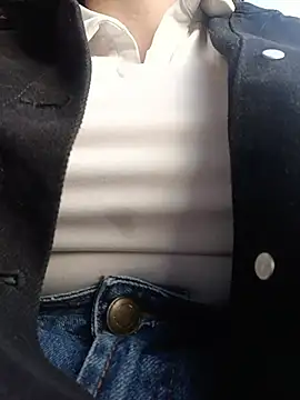 Snapshot of EmmaSulivan chatting on March 14, 11:26 am EmmaSulivan online show from March 14, 11:26 am