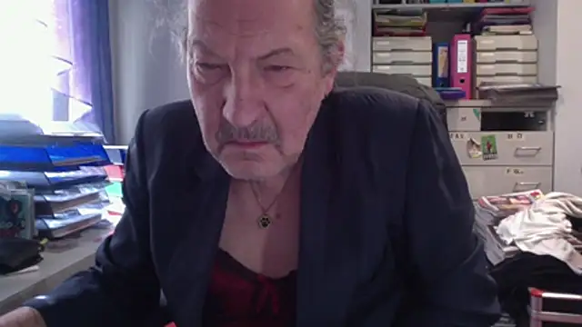 HMStraps01 online show from February 23, 11:40 am